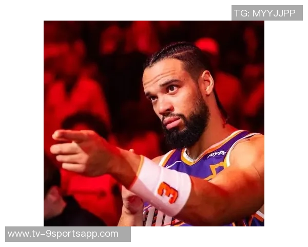 亚当斯称狄龙场下可爱场上却毫不留情甚至肘击自己