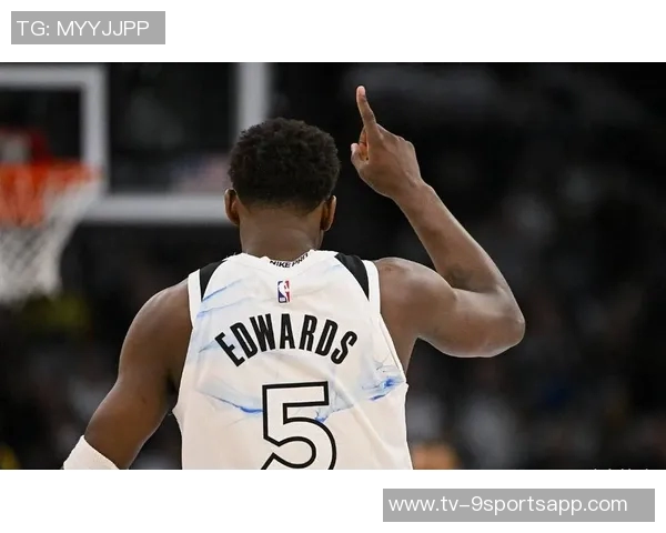 米德尔斯堡宣布爱德华兹离任狼队支付300万镑赔偿金完成交易