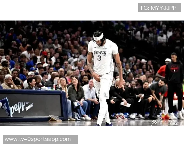 浓眉调侃克里斯蒂投篮失准希望NBA别罚我钱 浓眉调侃克里斯蒂投篮失准希望NBA别罚我钱